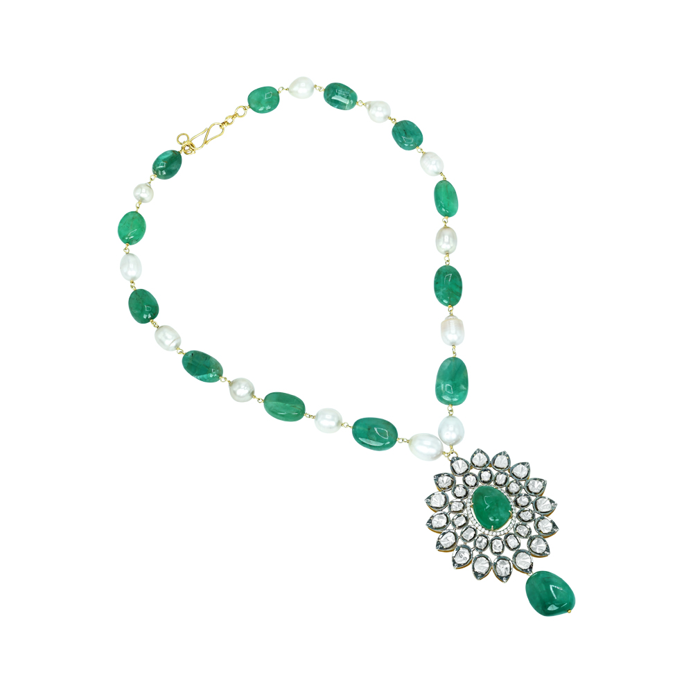 Emerald Cabochon Polki Necklace with Emerald and Pearl Strand